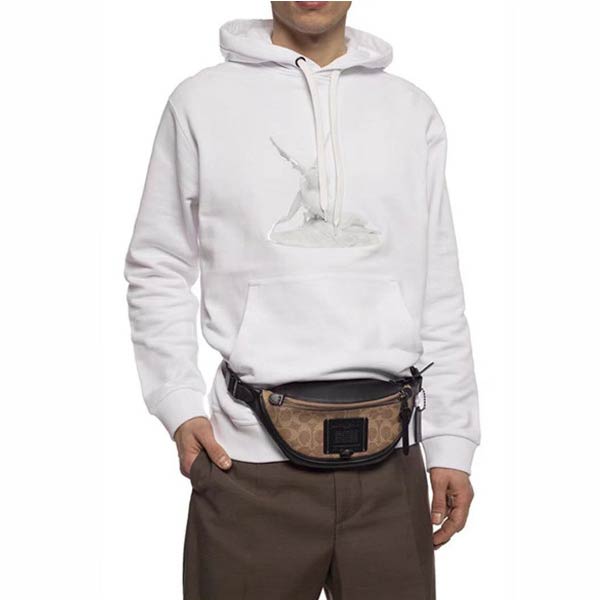COACH 蔻馳 Rivington 經典老花Logo貼飾休閒胸包